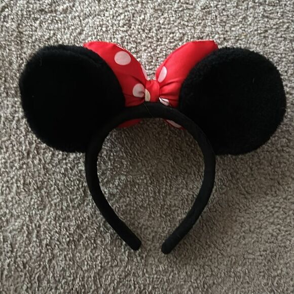 Minnie Mouse Velvet Costume Headband! - Picture 4 of 4